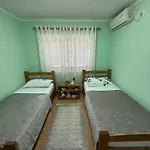 Sweet Escape Шкодер